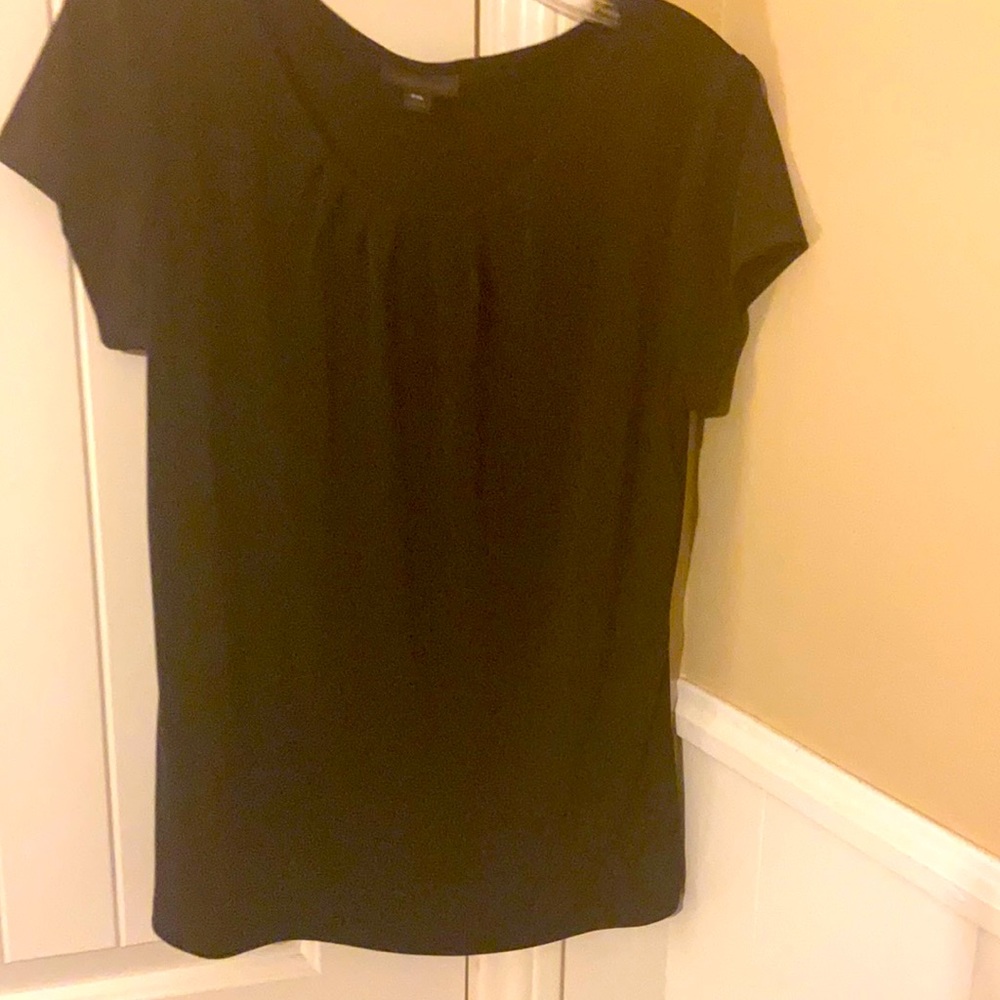 Black top short sleeve